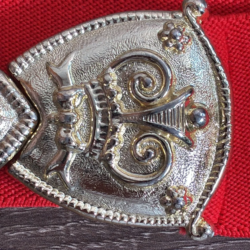 Vintage 80’s Elegant XS Red Belt with Gold Buckle